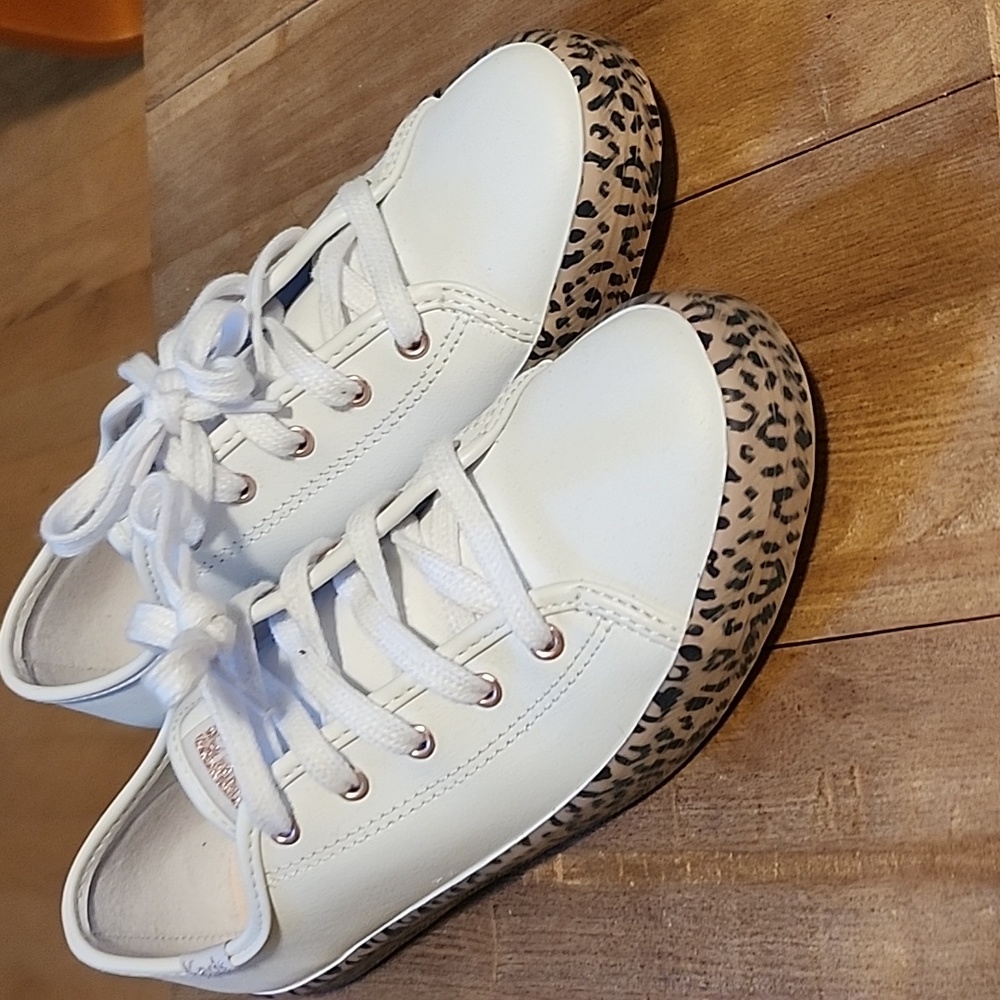Kate Spade ♠️ Keds 3.5 washable leather kids leopard sole NWOB